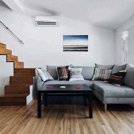 Apartment With Mezzanine - Radziwillowska 27 Krasków Εξωτερικό φωτογραφία